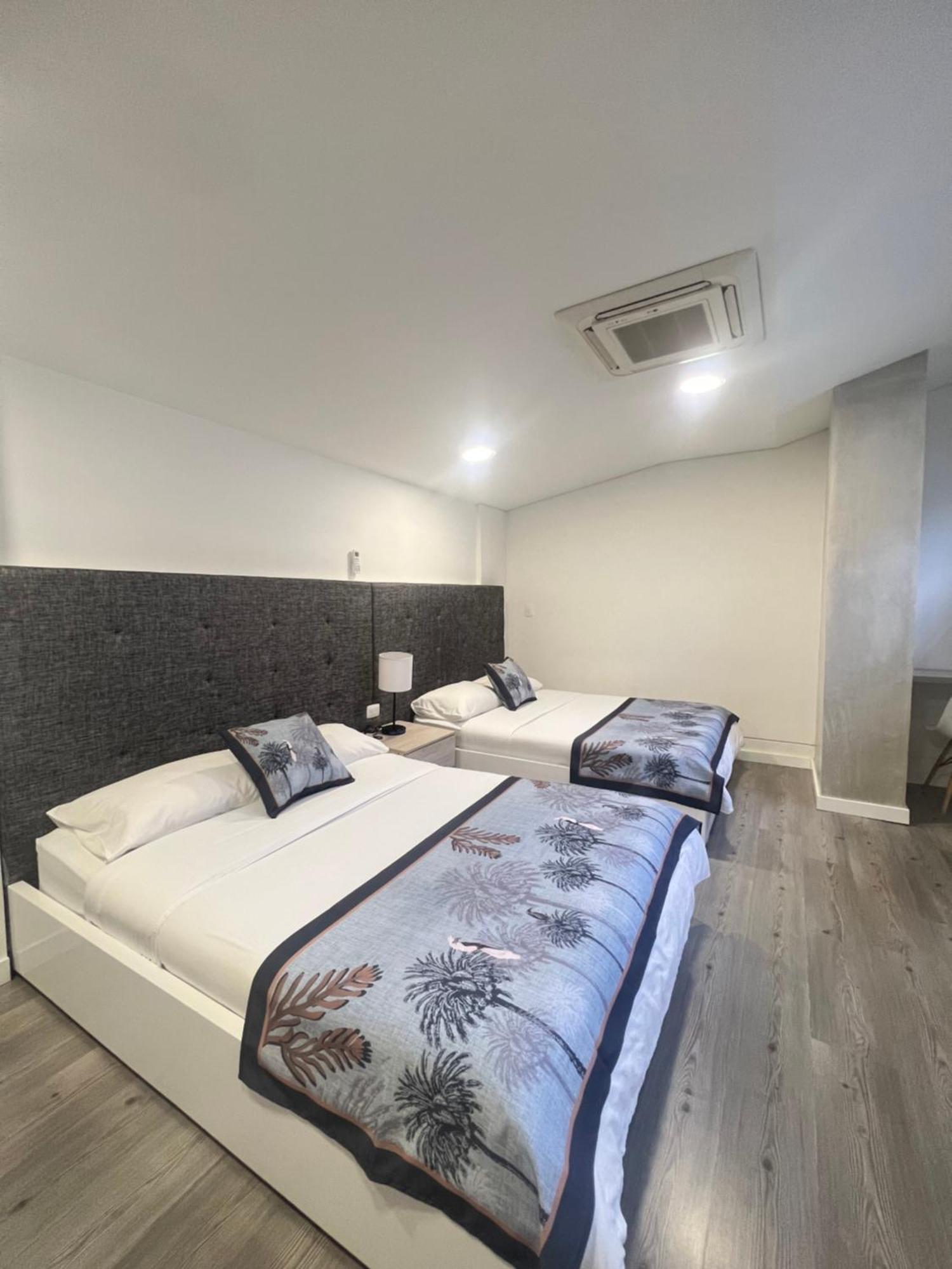 Edificio Lotus Loft Apartment กาลี ภายนอก รูปภาพ