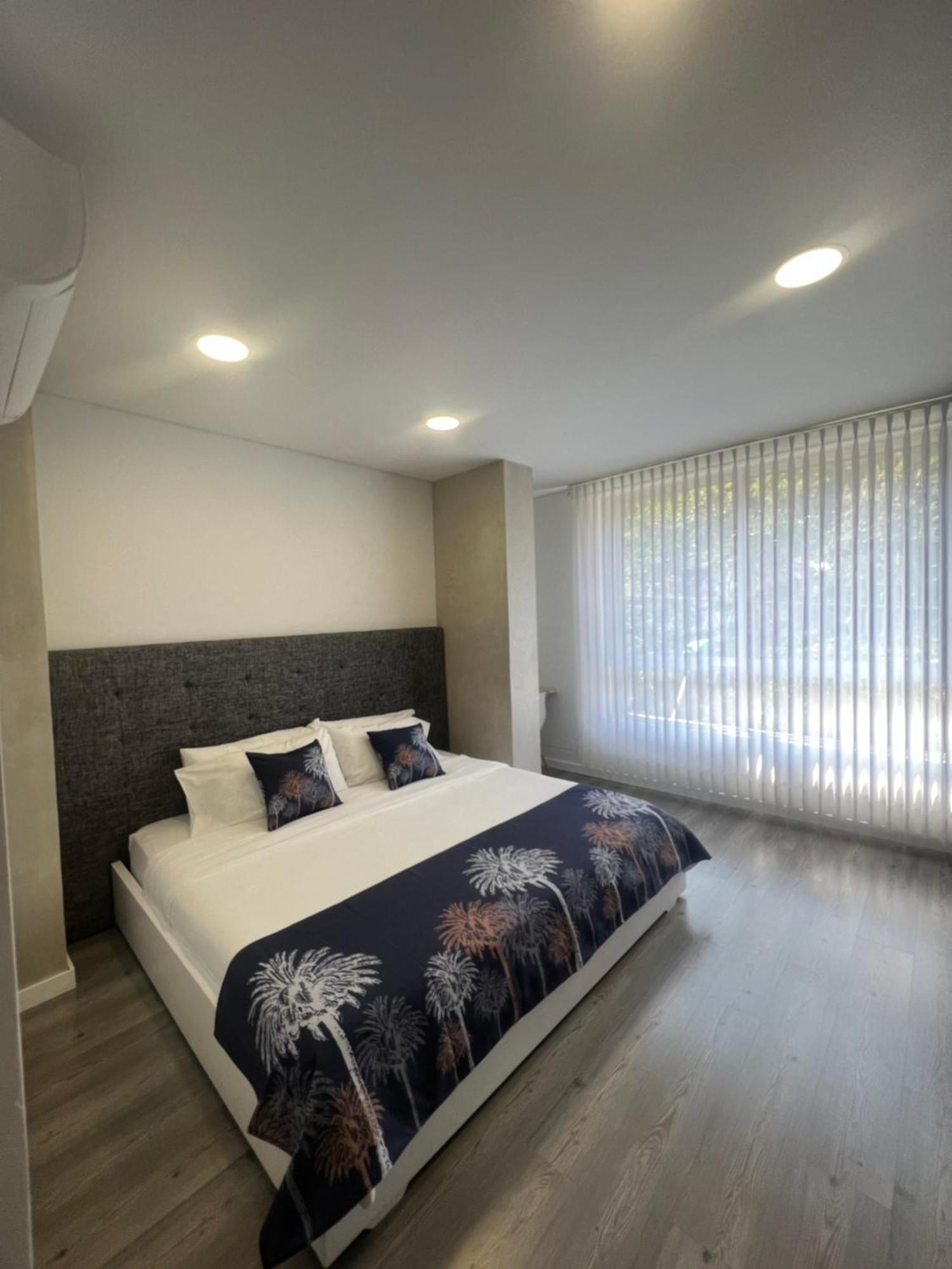 Edificio Lotus Loft Apartment กาลี ภายนอก รูปภาพ